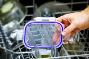 Does using a dishwasher save money